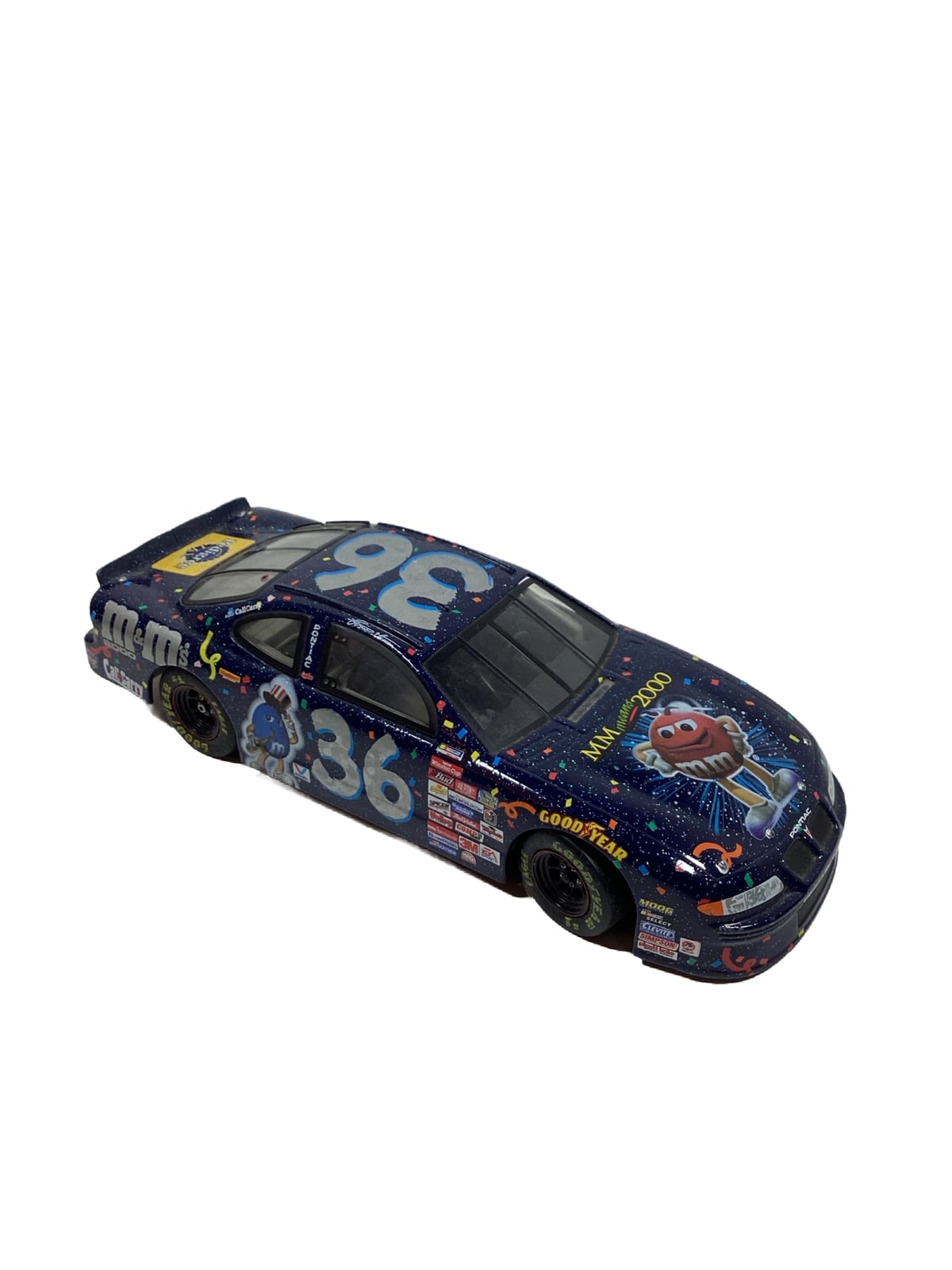 NASCAR 1:24 Diecast promo car Ernie Irvan M & Ms Revell 36 Gorgeous Car